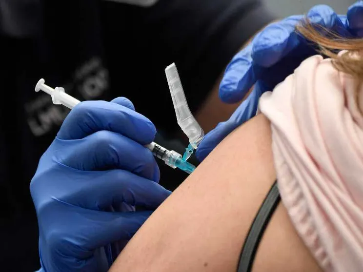Covid e vaccini: ma i medici radiati vanno reintegrati?