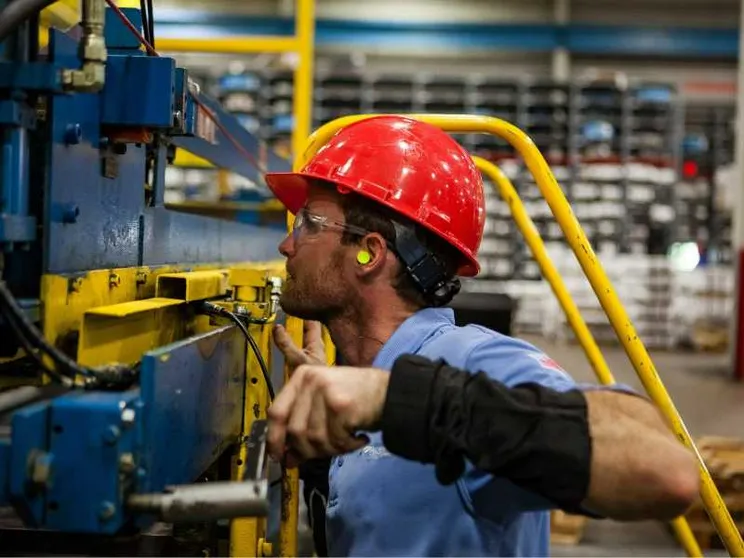 Elettrodomestici, tecnologia, farmaci: ex-Ilva a parte, come sta davvero l'industria italiana?