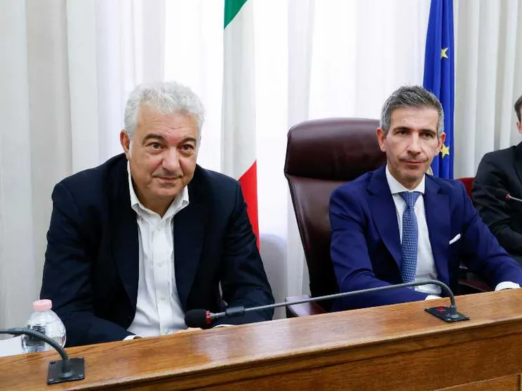 Domenico Arcuri (S) affiancato da Marco Lisei durante l'audizione alla commissione parlamentare di inchiesta sulla gestione dell'emergenza sanitaria causata dalla diffusione epidemica del COVID. ANSA/FABIO FRUSTACI