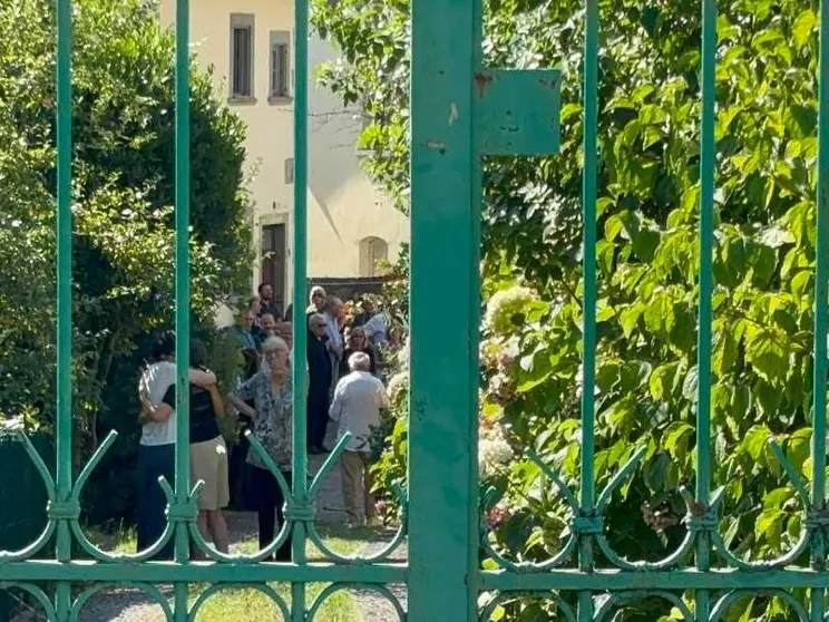 Ecco il discorso che il cardinale Zuppi ha pronunciato alle esequie di Guccini