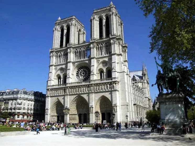 Parigi, Lourdes e Metz: Leone XIV in Francia fra giovani, culto mariano e radici d’Europa