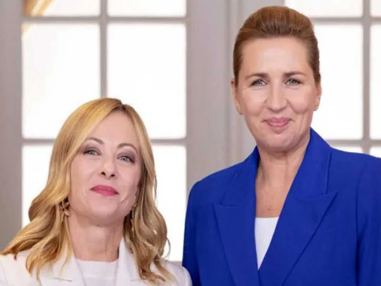 Giorgia Meloni e Mette Frederiksen, insieme per mandare un "messaggio congiunto all'Europa" e dire no a "un'immigrazione incontrollata". Dalla pagina Instagram di Giorgia Meloni