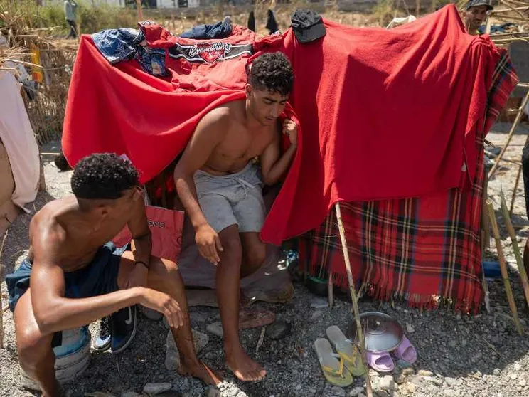 L’odissea dei migranti espulsi dalla Tunisia: l’altra rotta via mare che muove verso la Spagna