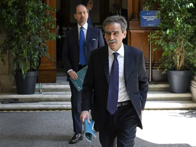 Mps contro Intesa, primo sì alla sfida di Lovaglio