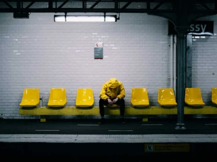 La solitudine? Non si declina al singolare. È un problema sociale