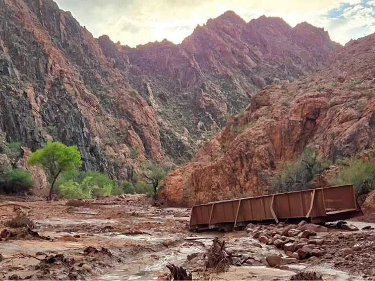 La piena nel Grand Canyon, la siccità record negli altri Stati: cartoline dagli Usa "negazionisti"