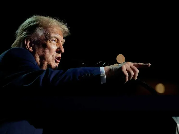 Trump durante il suo discorso ai repubblicani