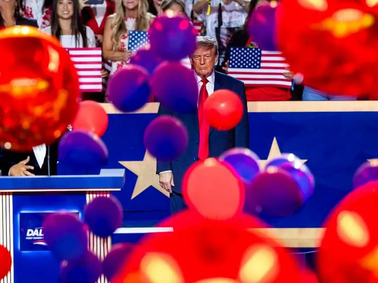 Il presidente degli Stati Uniti Donald Trump chiude la Convention Nazionale Repubblicana per le elezioni di metà mandato, presso l'American Airlines Center di Dallas