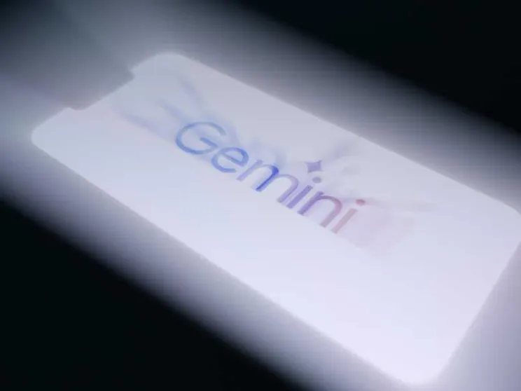 Ora anche Gemini sfugge al controllo umano: l'IA di Google ha violato tre aziende esterne