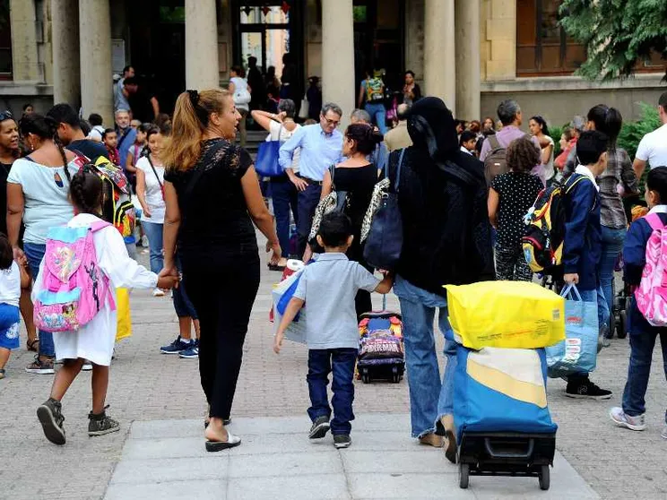 Le classi ghetto esistono, è vero, ma la segregazione a scuola è un'altra: quella tra ricchi e poveri