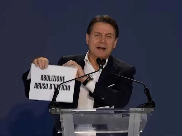 Conte avverte il Pd: «Dalla base un mandato chiaro per cambiare politica estera»