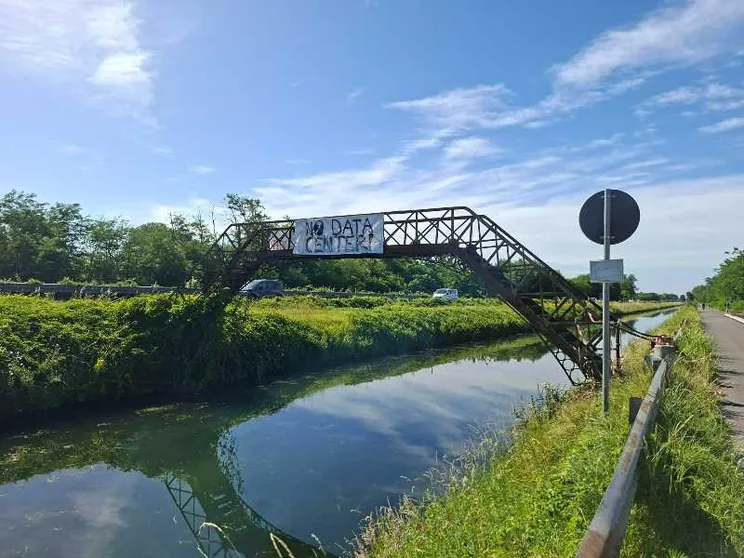 L’IA scalda e inquina la Pianura Padana: nasce l'alleanza contro i data center