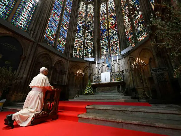 Il Papa a Lourdes, quelle parole sulle vittime di abusi che consolano e rincuorano