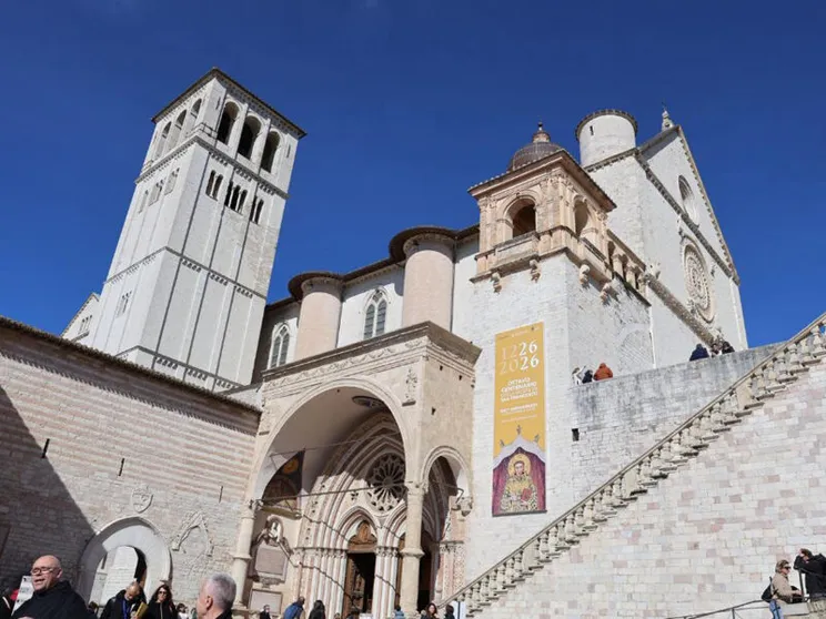 «Francesco per noi assisani, una presenza che cambia lo sguardo»