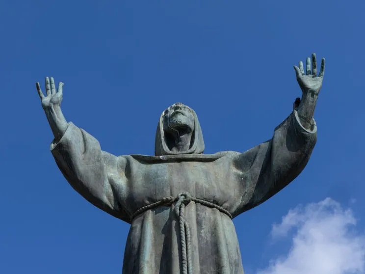 Il 7 ottobre ricordiamo che il male non dovrebbe esistere
