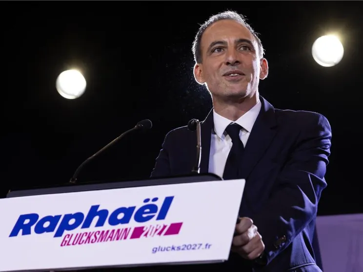 Francia, le primarie del centro-sinistra danno la patente di credibilità al vincitore Glucksmann