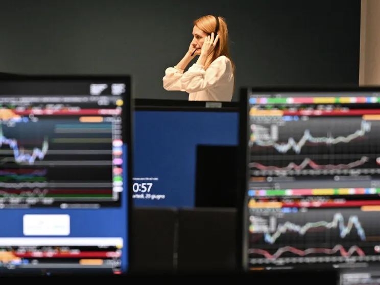 Per governare i nuovi poteri superiamo il dualismo tra Stato e mercato