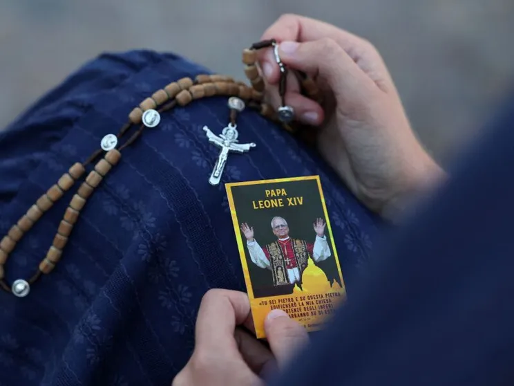 Il Papa torna a lavorare dal “Gemelli”. «Il polmone operato in ripresa»