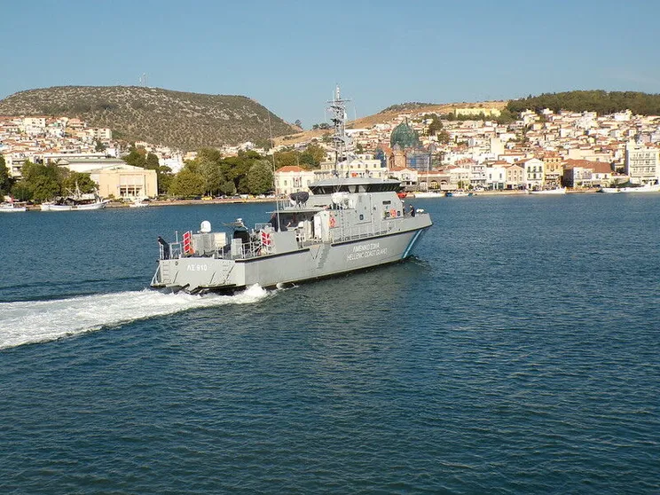 Nell'Egeo si continua a morire: 12 migranti scomparsi in due naufragi (e c'è anche un neonato)