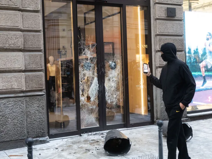 Quante domande aperte su quei ragazzi arrabbiati che non abbiamo visto arrivare