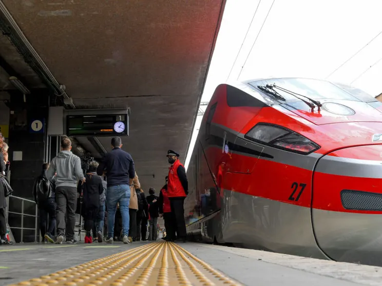 Per i pendolari dell'alta velocità prima vittoria sui biglietti smart