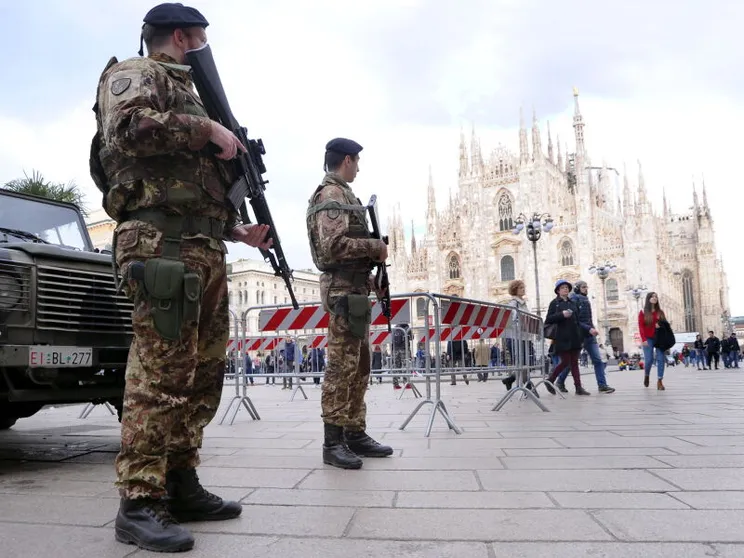 Oggi le città all'esame delle piazze. Il Movimento 17 ottobre: non ci fermeranno