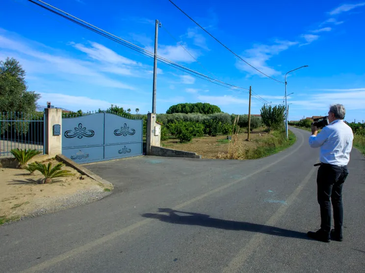 La reazione della Chiesa dopo l'ultimo agguato di mafia in Calabria: «Deponete le armi»