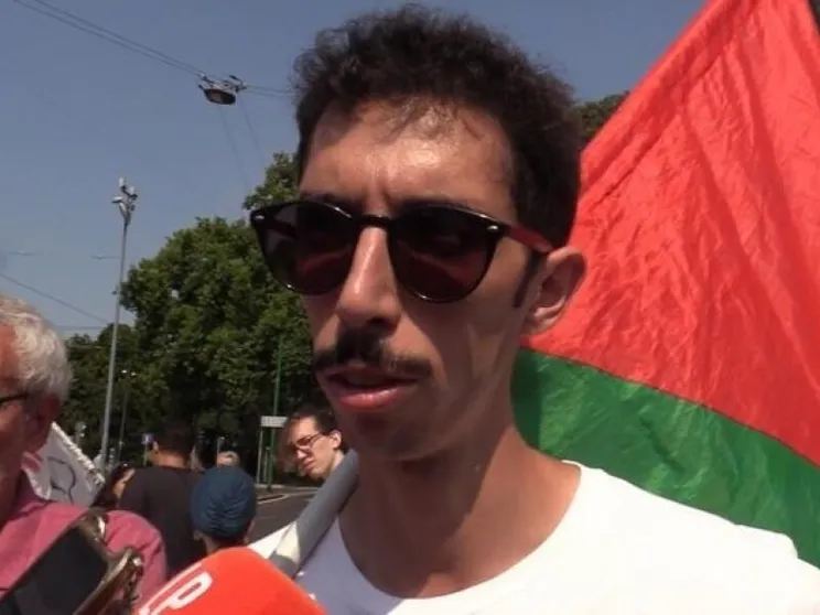 Chi è e come è stato fermato Youssef Siher, la presunta "mente" del Movimento 17 ottobre