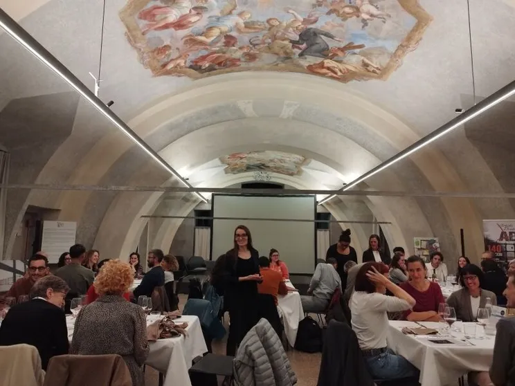 Il carcere raccontato da chi lo vive. Seduti a cena, come vecchi amici