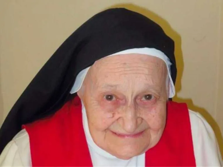 Addio a 106 anni a suor Anna Maria: raccontò la sua vita in video