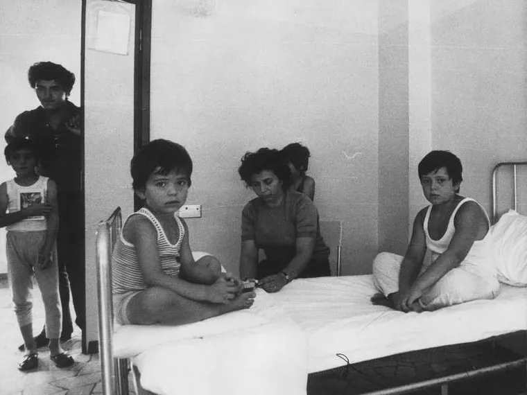 Seveso, gli aborti, i bambini nati sani, la solidarietà di un popolo. E una battaglia per la vera scienza