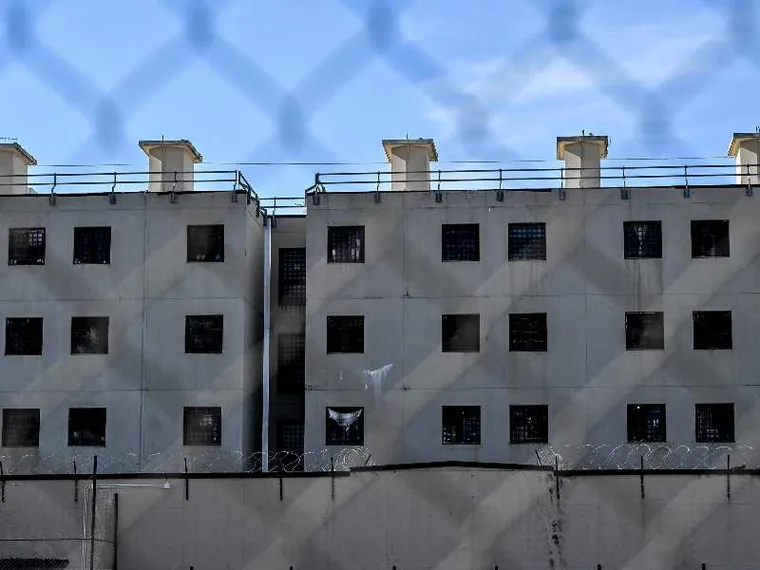 I riflettori del carcere su un solo (nuovo) detenuto. E gli altri 65mila?