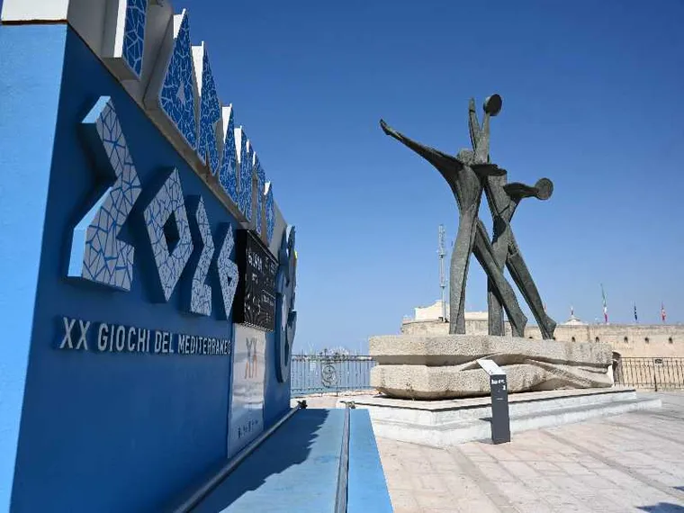 A Taranto stanno per iniziare i Giochi del Mediterraneo: come sono nati e perché parlano di pace