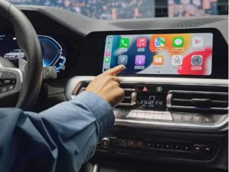 Apple e il nuovo Car Play: ecco come cambia la vita in automobile