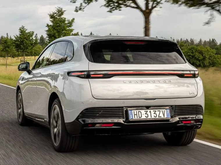 Leapmotor B05, l’elettrica cinese che vuole diventare l’auto di famiglia