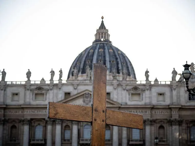 La Basilica di San Pietro / SICILIANI