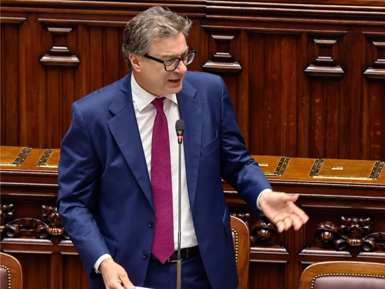 Il governo approva lo "scheletro" della manovra 2027, ma è tutto congelato sino a novembre