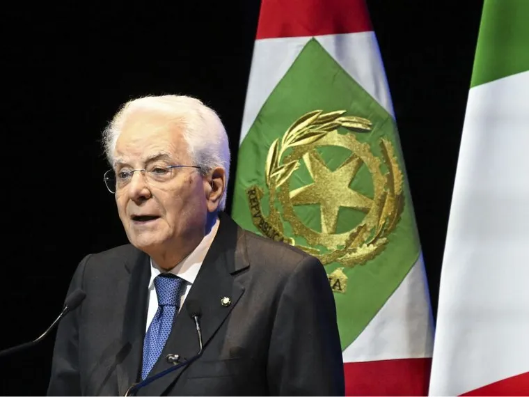 Mattarella richiama il Parlamento: troppe giornate nazionali, mancano criteri omogeni