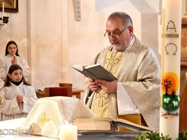 L'ultima Messa. I cinque sacerdoti morti mentre celebravano l'Eucaristia nel 2026