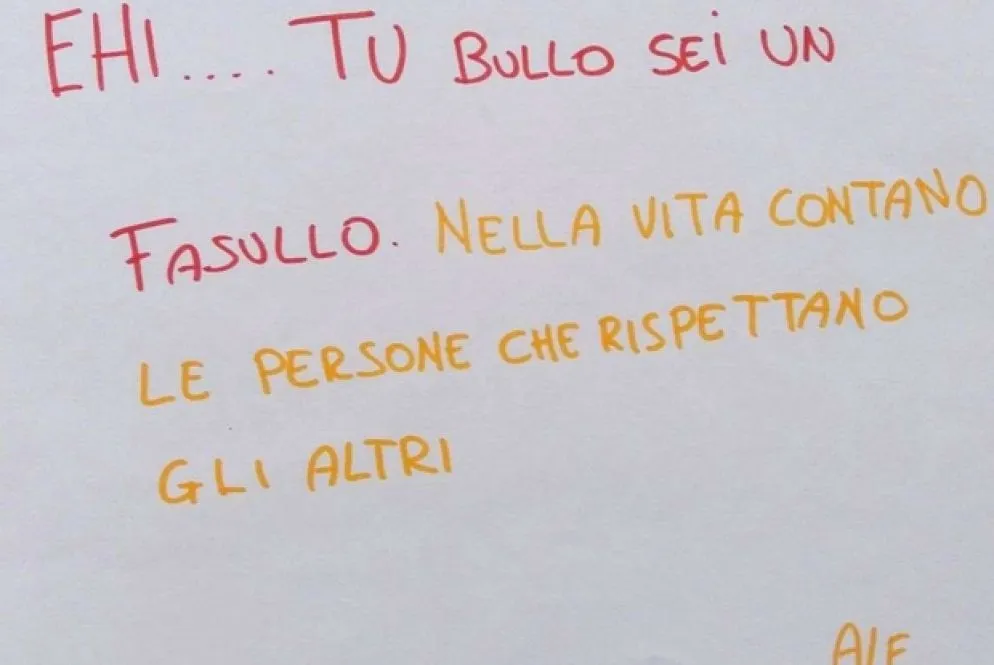 Disegni, lettere e slogan sono stati pubblicati dal Bambino Gesù anche su Facebook, Twitter e Instragram