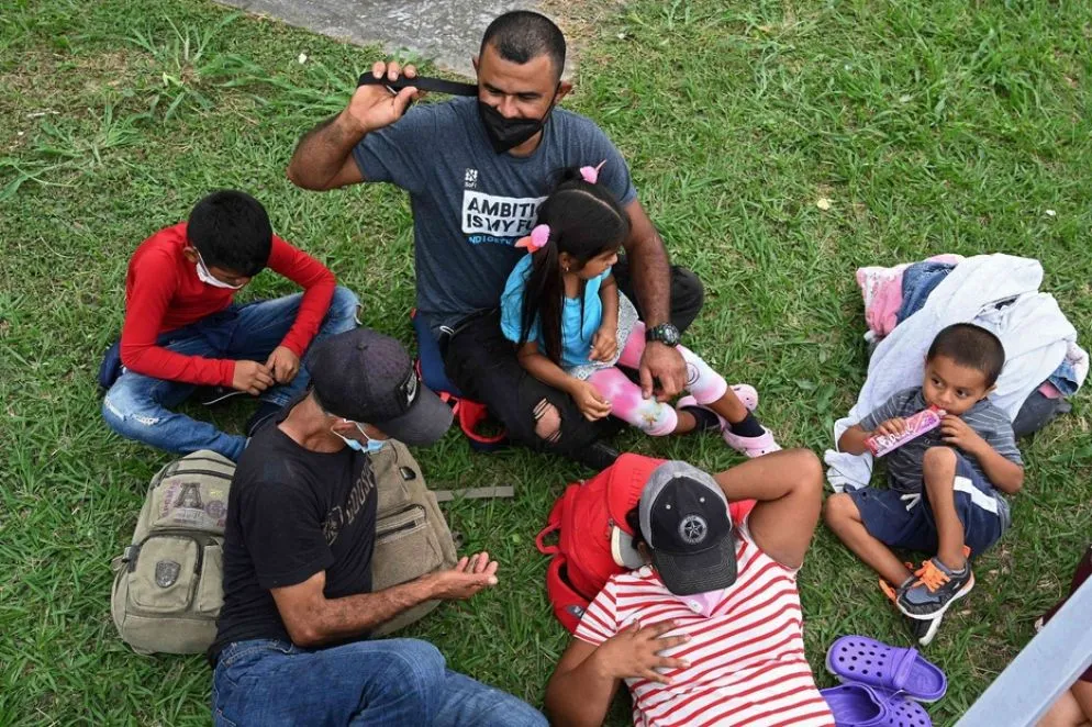 I genitori portano via i figli nel timore che vengono reclutati forzatamente dalle gang o maras
