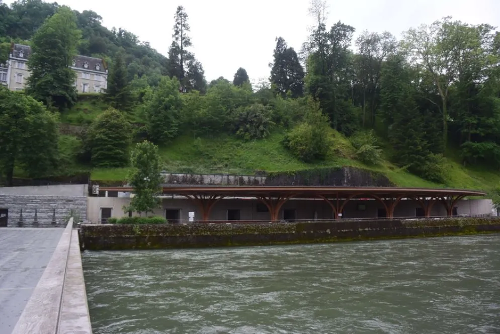 Le piscine dedicate prioritariamente ai malati, luogo di massimo contatto, resteranno chiuse