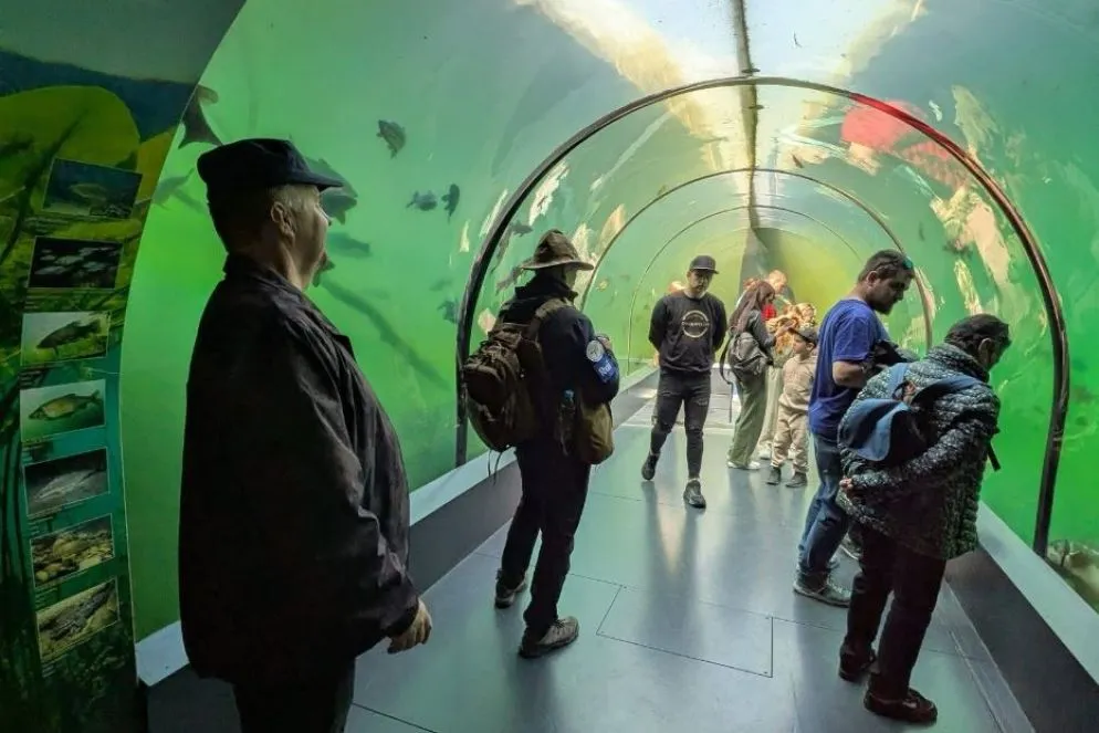 Il tunnel subacqueo nel lago di Modrá