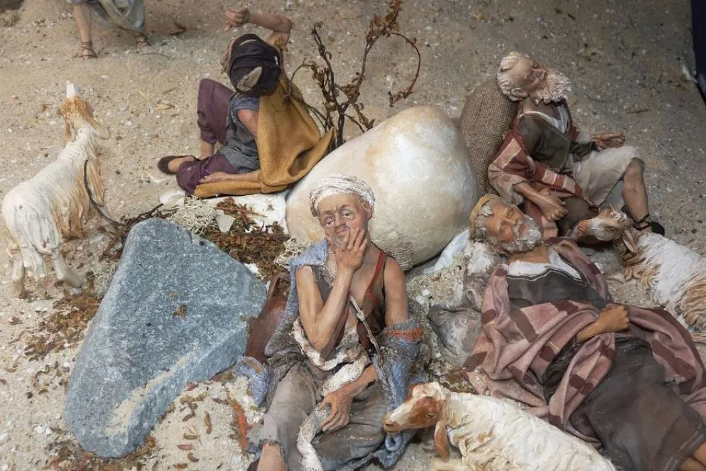 9) Nei secoli la tradizione ha inventato dei nomi propri per  alcuni pastori del presepio. Ne conosci qualcuno?