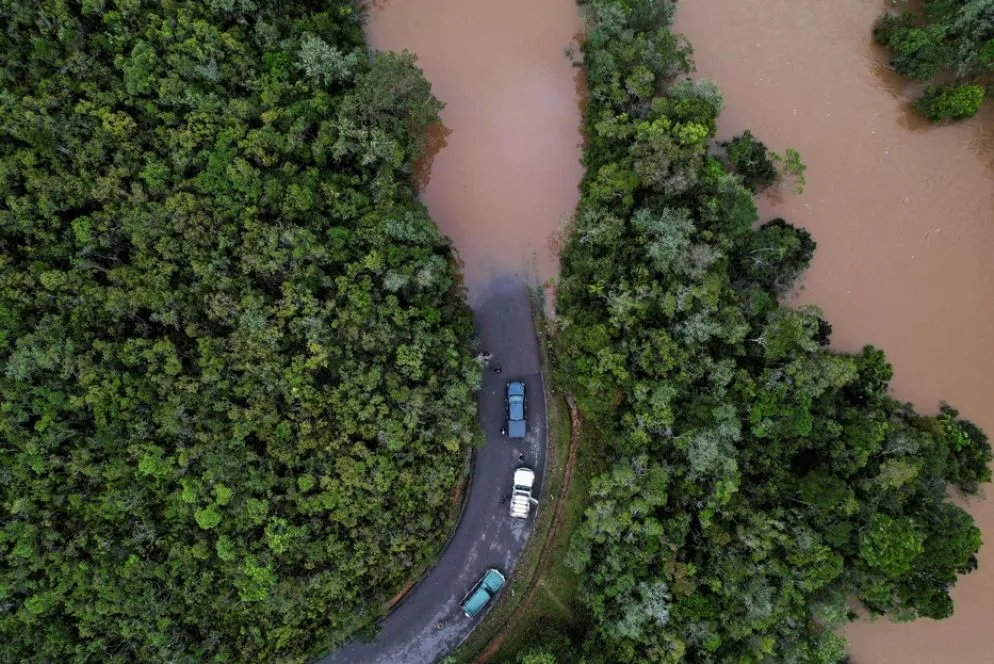 Quasi 100 morti, devastazioni e migliaia di persone sfollate: è il drammatico bilancio del passaggio in Madagascar del ciclone tropicale Batsirai.