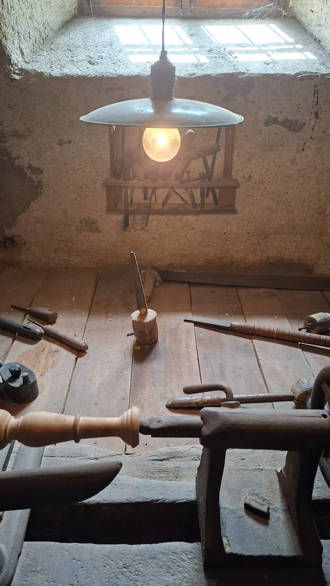 Il Museo dell'arte della torcitura del legno a Pettenasco / G.Matarazzo