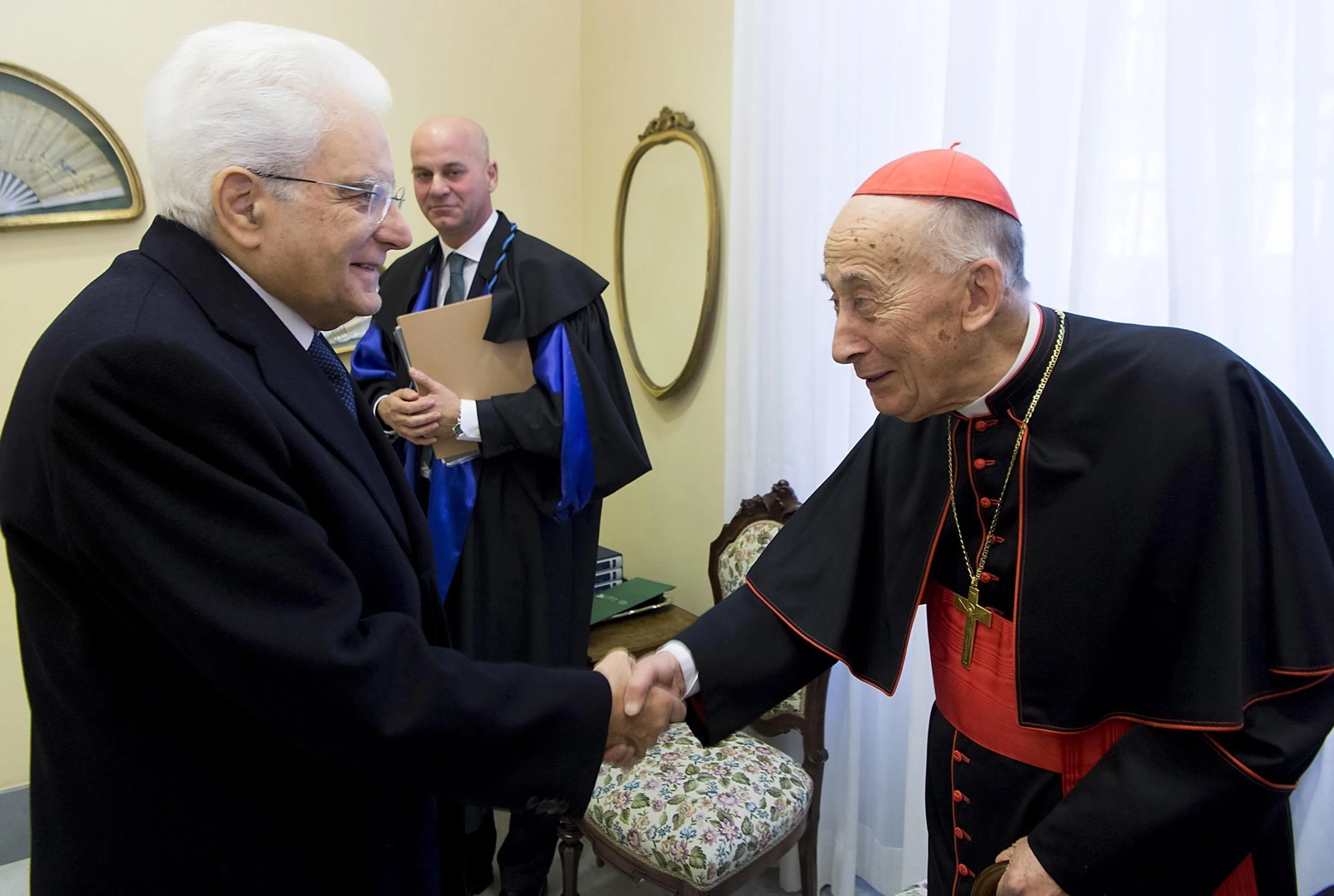Il Presidente della Repubblica Sergio Mattarella con Ruini nel 2016