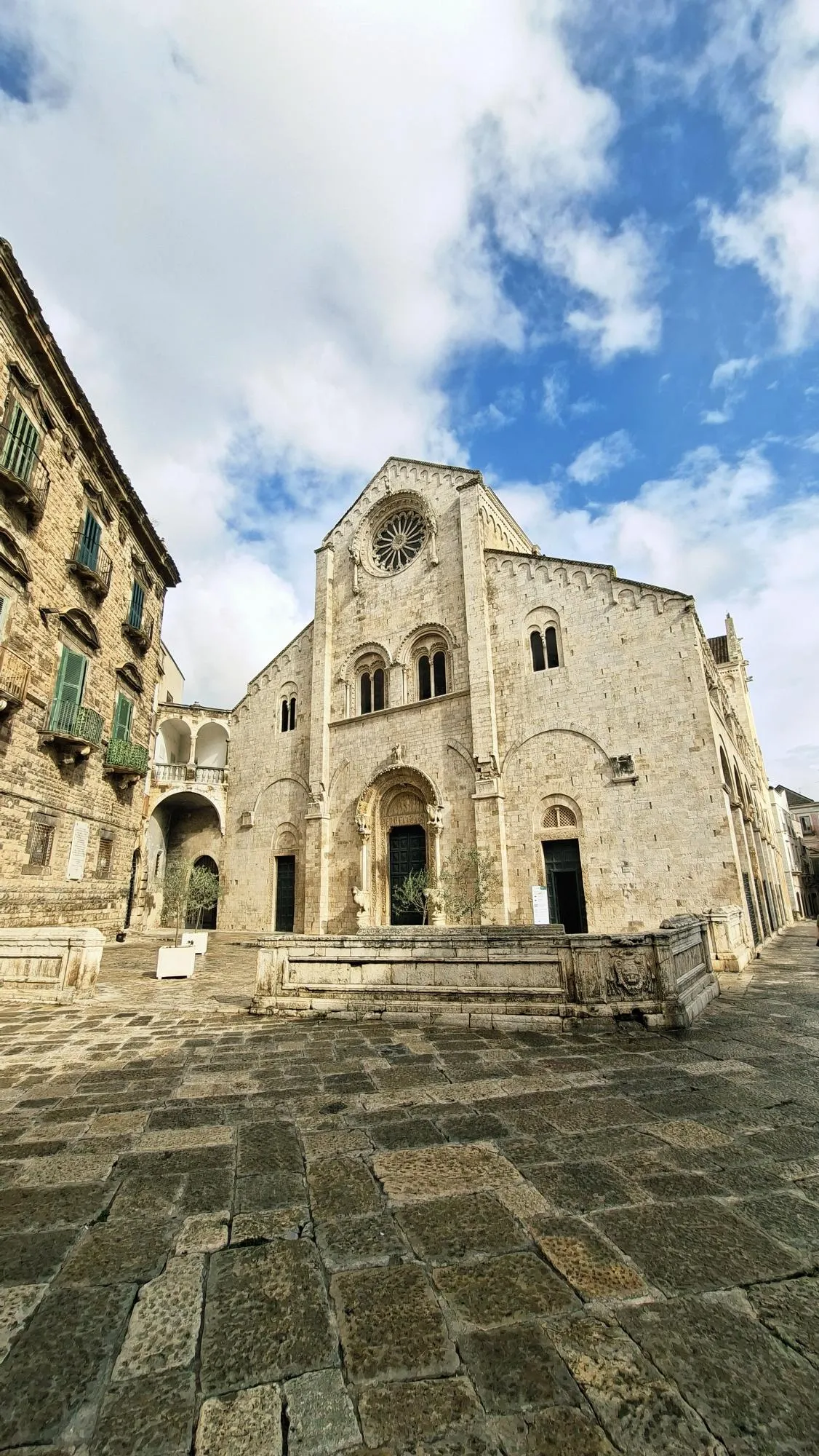 La cattedrale di Bitonto / G.Matarazzo