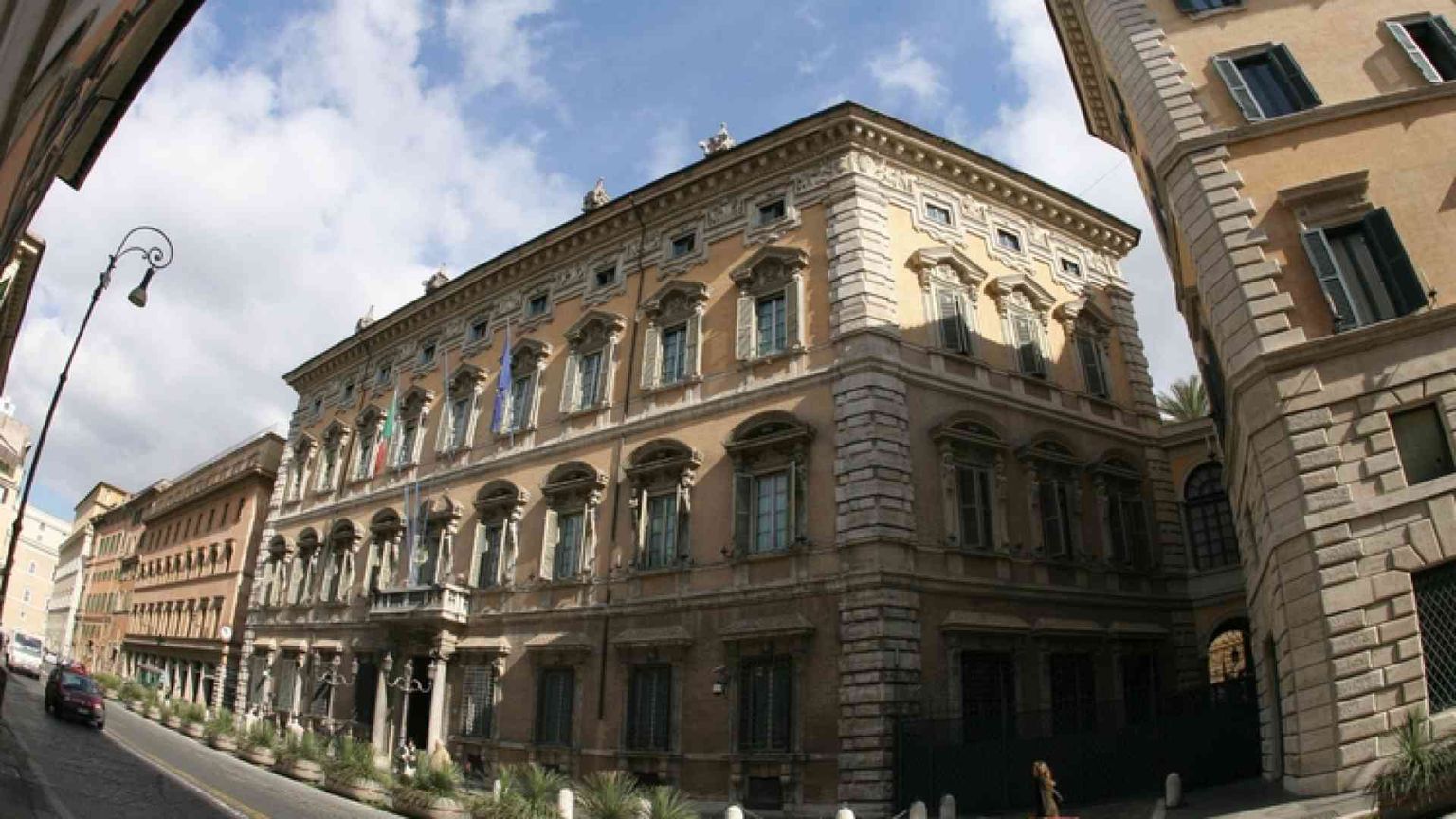 Homs, la Chernobyl siriana: da cosa fuggono