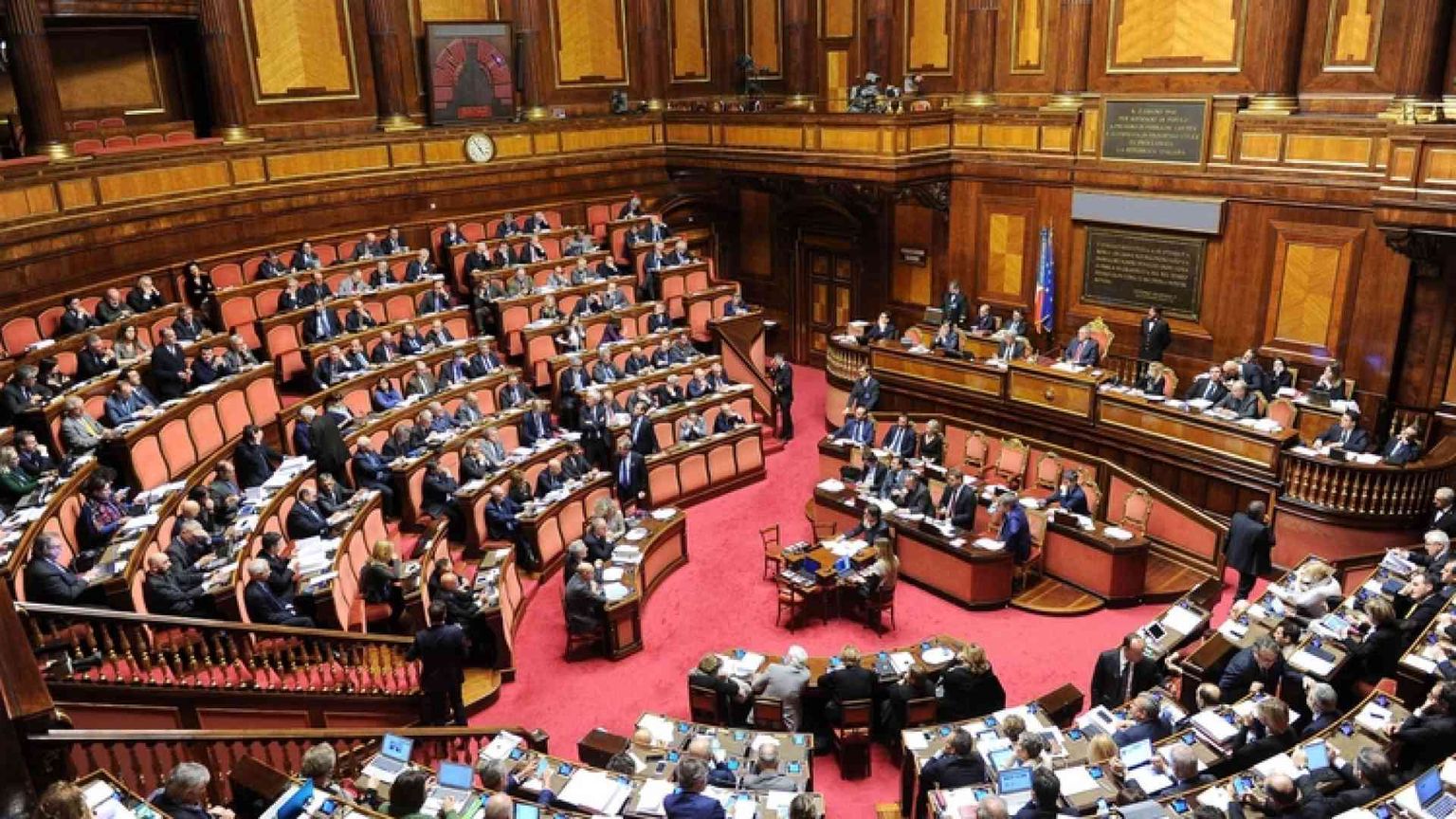 Unioni civili, il M5s affonda il "canguro"